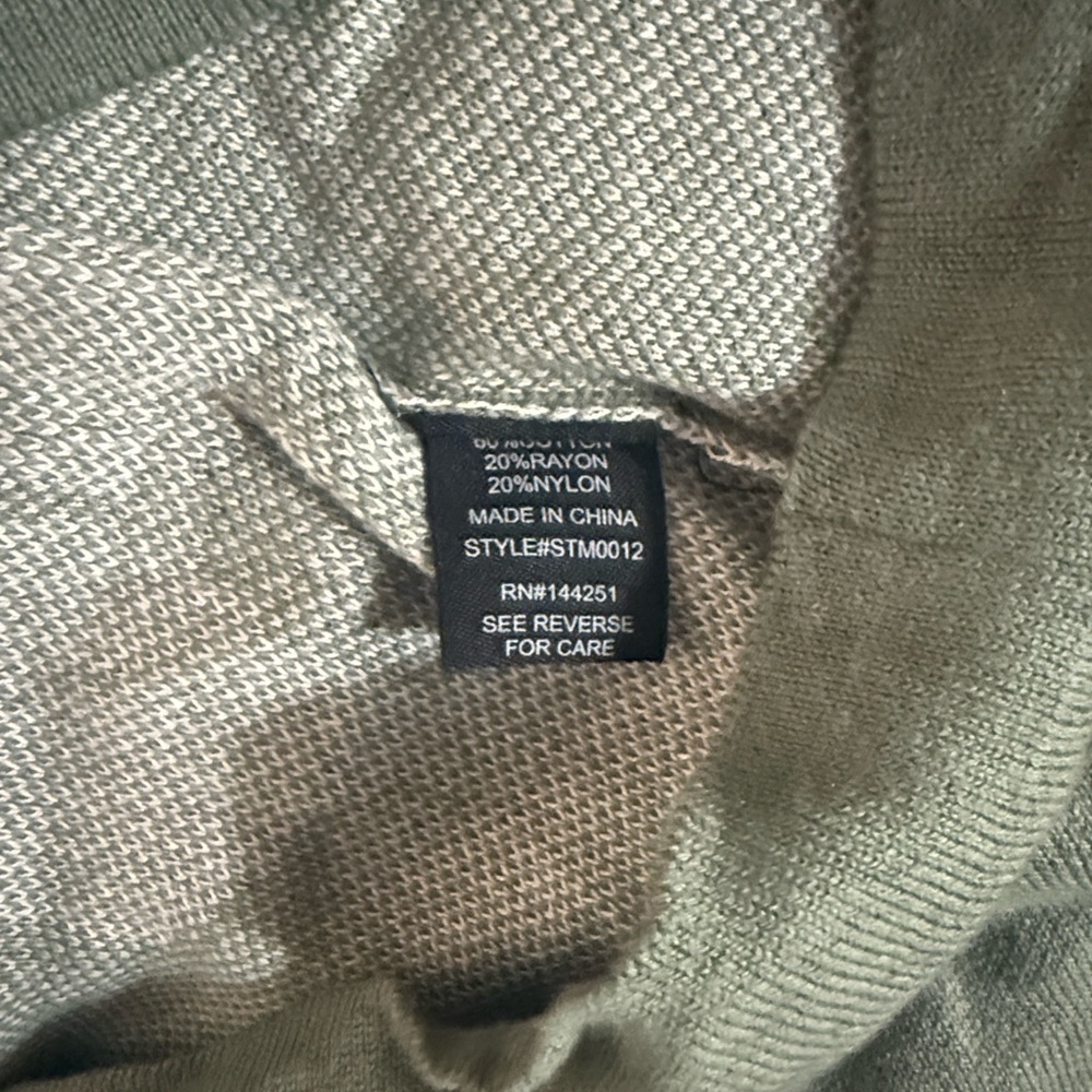 Floral Green Hooded Sweater - Picture 2 of 3
